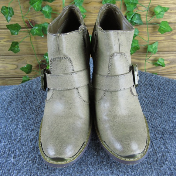 Very Volatile Womens Ankle Boots Size 7.5 Beige Buckle Wedge Heel Booties - Picture 2 of 8